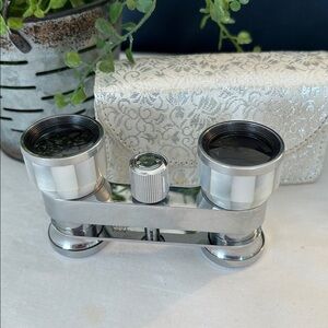 Bushnell vintage opera glasses & case Pearlized barrel inlays 2.5 magnification